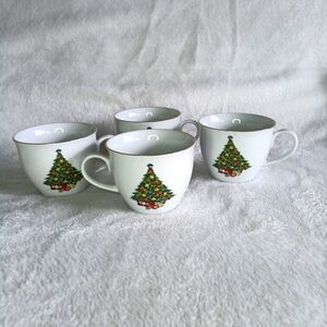 Jamestown China Christmas Treasure Tree Set Of 4 Tea Cups Mugs